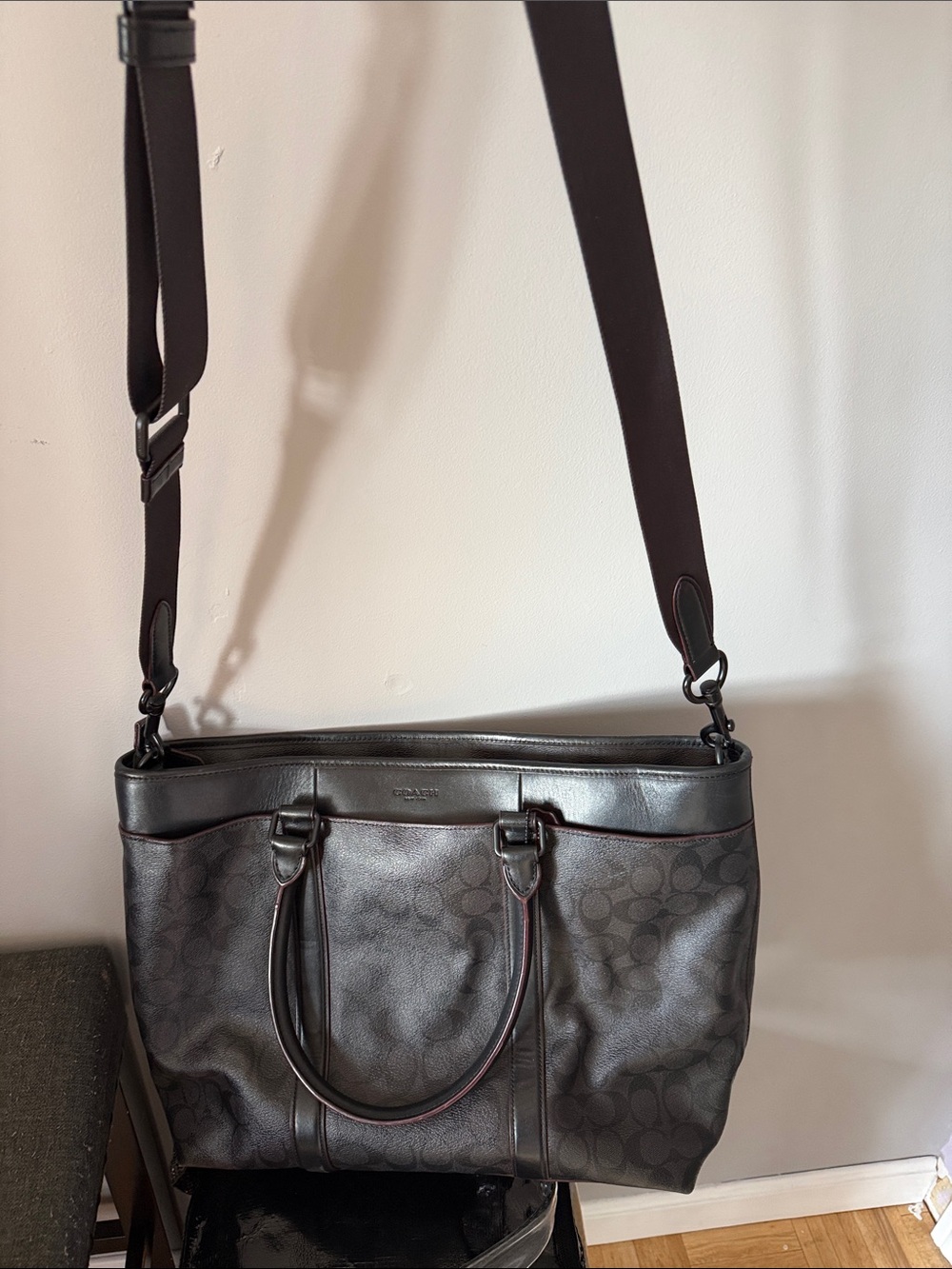 Coach Men’s Black/Brown Signature Messenger Bag
